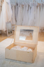 Lade das Bild in den Galerie-Viewer, Bridalbox