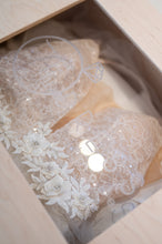 Lade das Bild in den Galerie-Viewer, Bridalbox