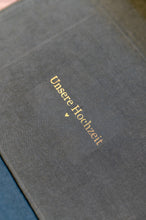 Lade das Bild in den Galerie-Viewer, SoftTouch Box mit Gold oder Silberprägung