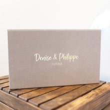 Lade das Bild in den Galerie-Viewer, SoftTouch Box mit Gold oder Silberprägung