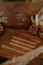 Lade das Bild in den Galerie-Viewer, Gutschein-/Einladungs -Karten aus Holz