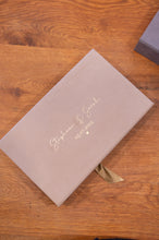 Lade das Bild in den Galerie-Viewer, SoftTouch Box