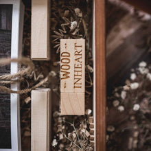 Lade das Bild in den Galerie-Viewer, USB-Stick "Holzliebe"