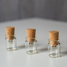 Lade das Bild in den Galerie-Viewer, USB-Stick "Flaschenpost" 16 GB /64 GB