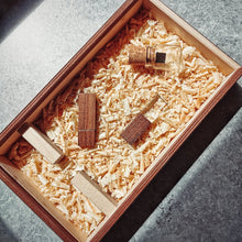 Lade das Bild in den Galerie-Viewer, Dekopäckchen "Zirbenflocken"