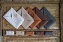 Lade das Bild in den Galerie-Viewer, Vegane Lederkuvert