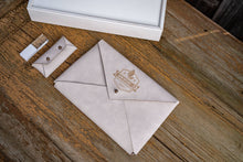 Lade das Bild in den Galerie-Viewer, Vegane Lederkuvert